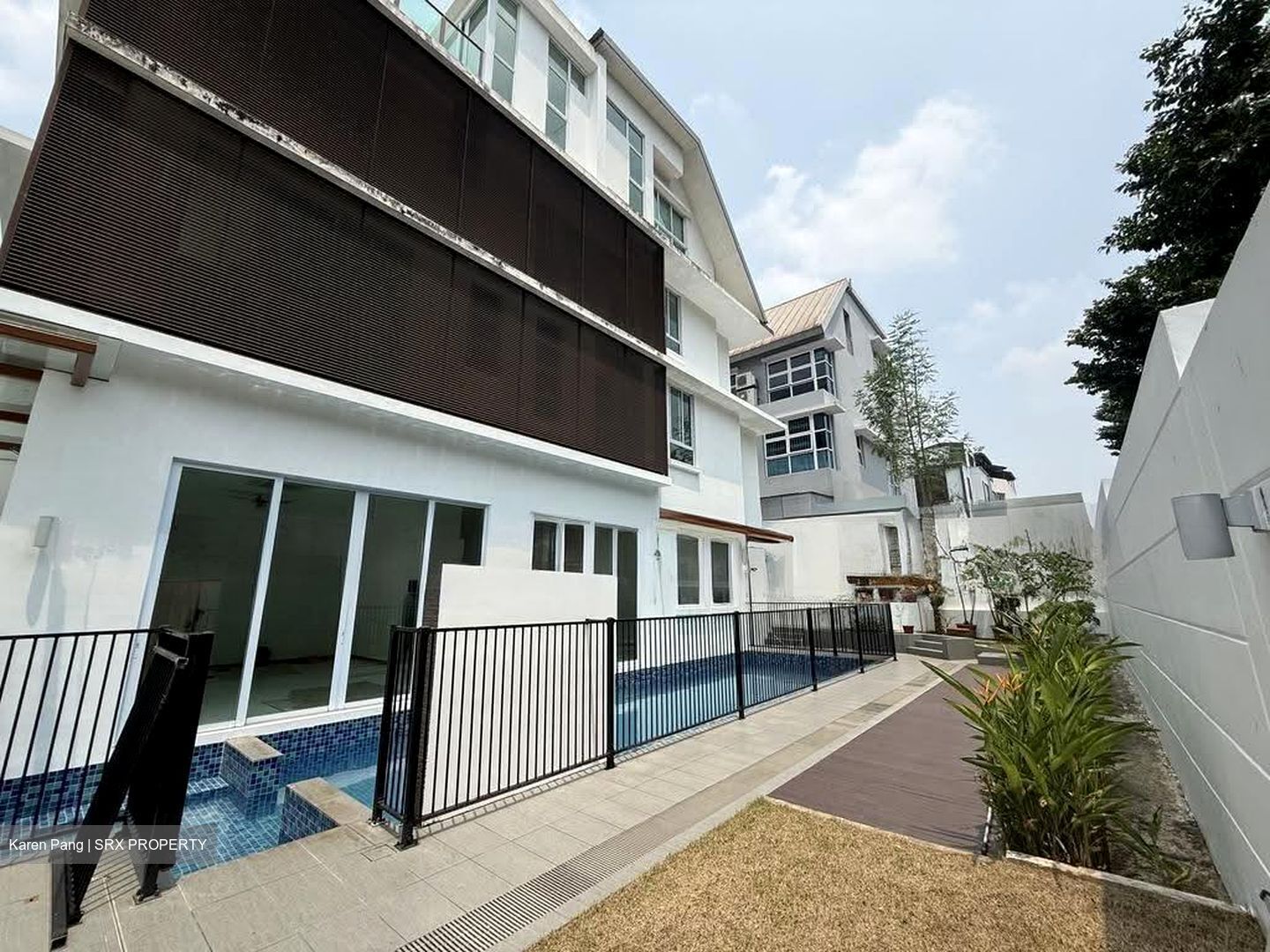 Wak Hassan Place (D27), Semi-Detached #618924451